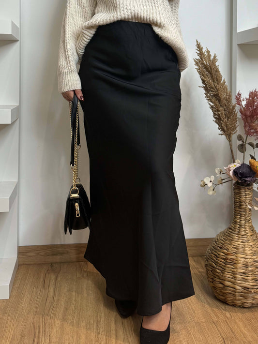 Jupe longue satinée noire